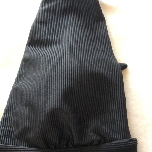 Abercrombie and fitch black ribbed 2 piece suit size small - Picture 6 of 9